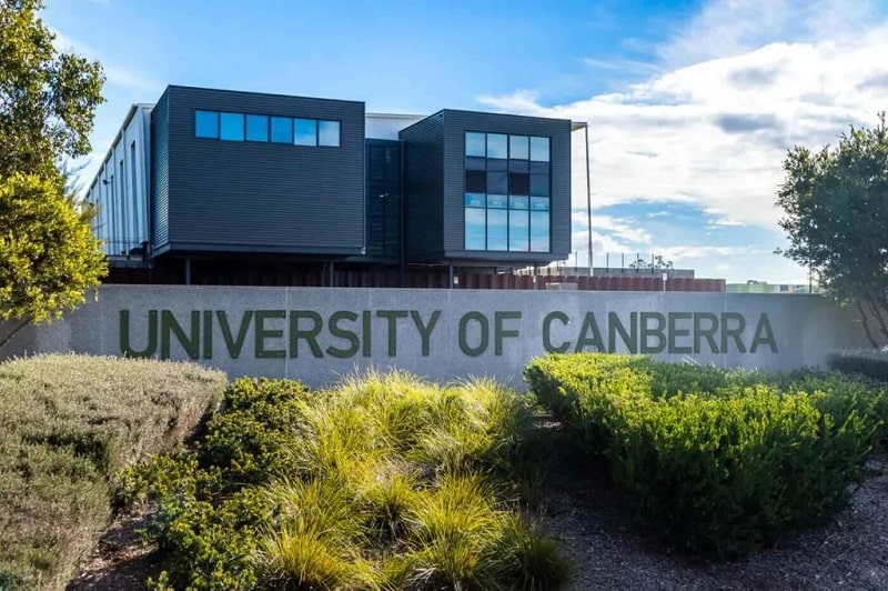 Đại học Canberra